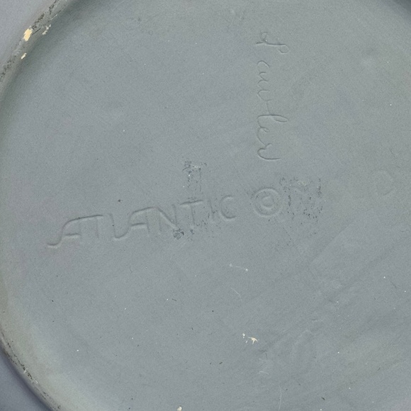 Vintage Handmade Ceramic Wedgwood Angels Plaque Signed - Picture 2 of 9